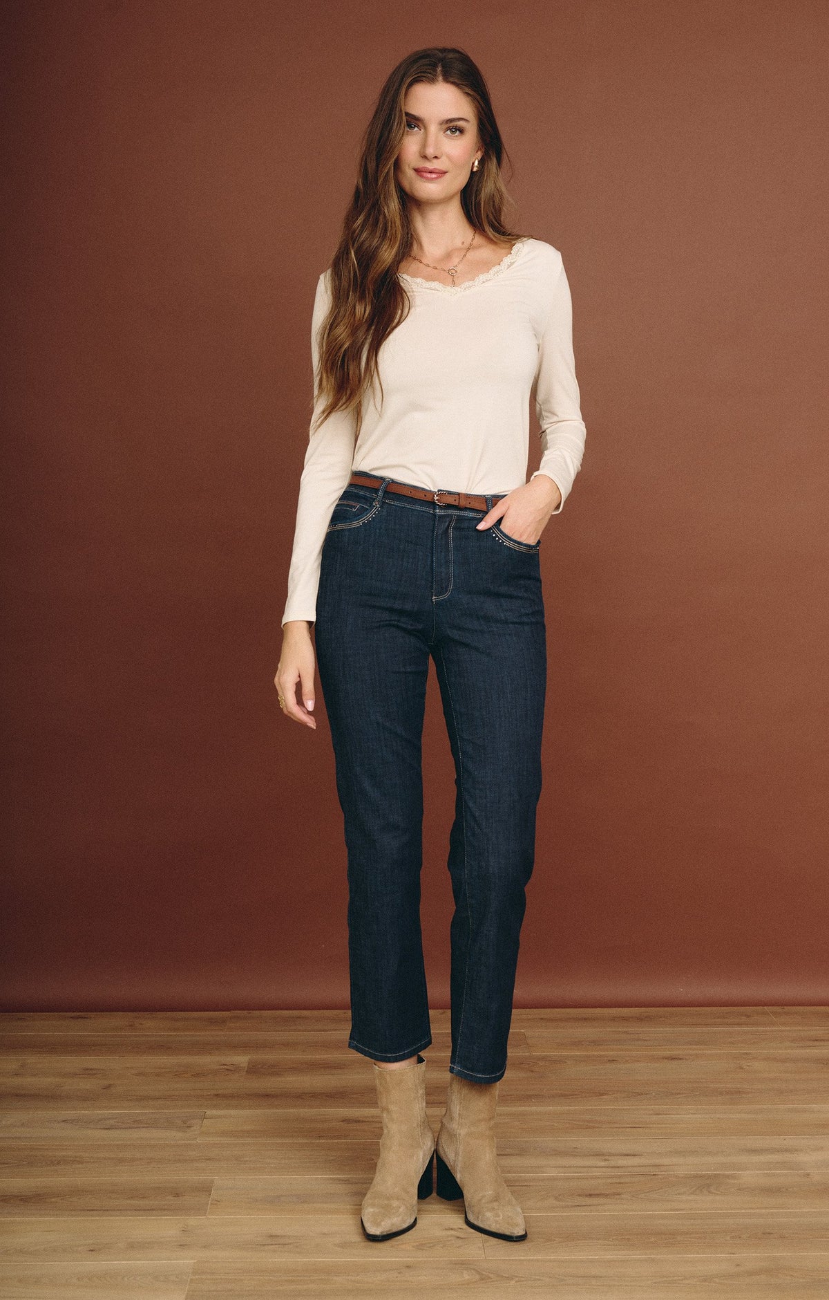 Jean 7/8 coupe droite avec ceinture - 1