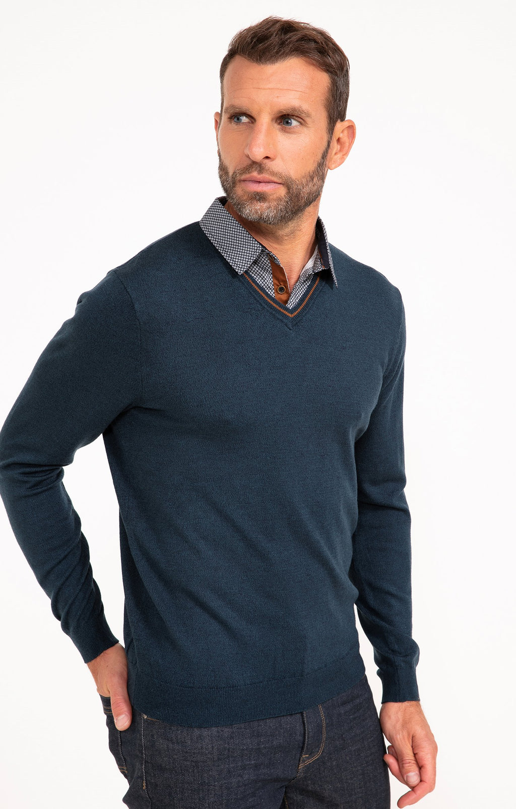 Pull col V avec chemise Lup - 1